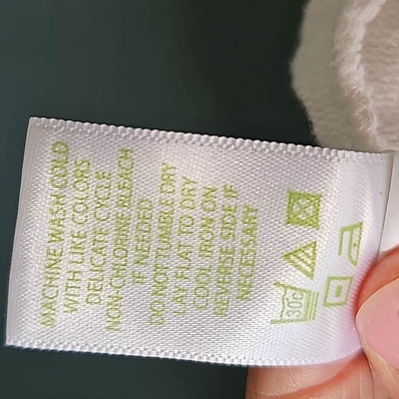 Lilly pulitzer sweatshirt size small. 1/2 zipper. White. - Picture 9 of 11